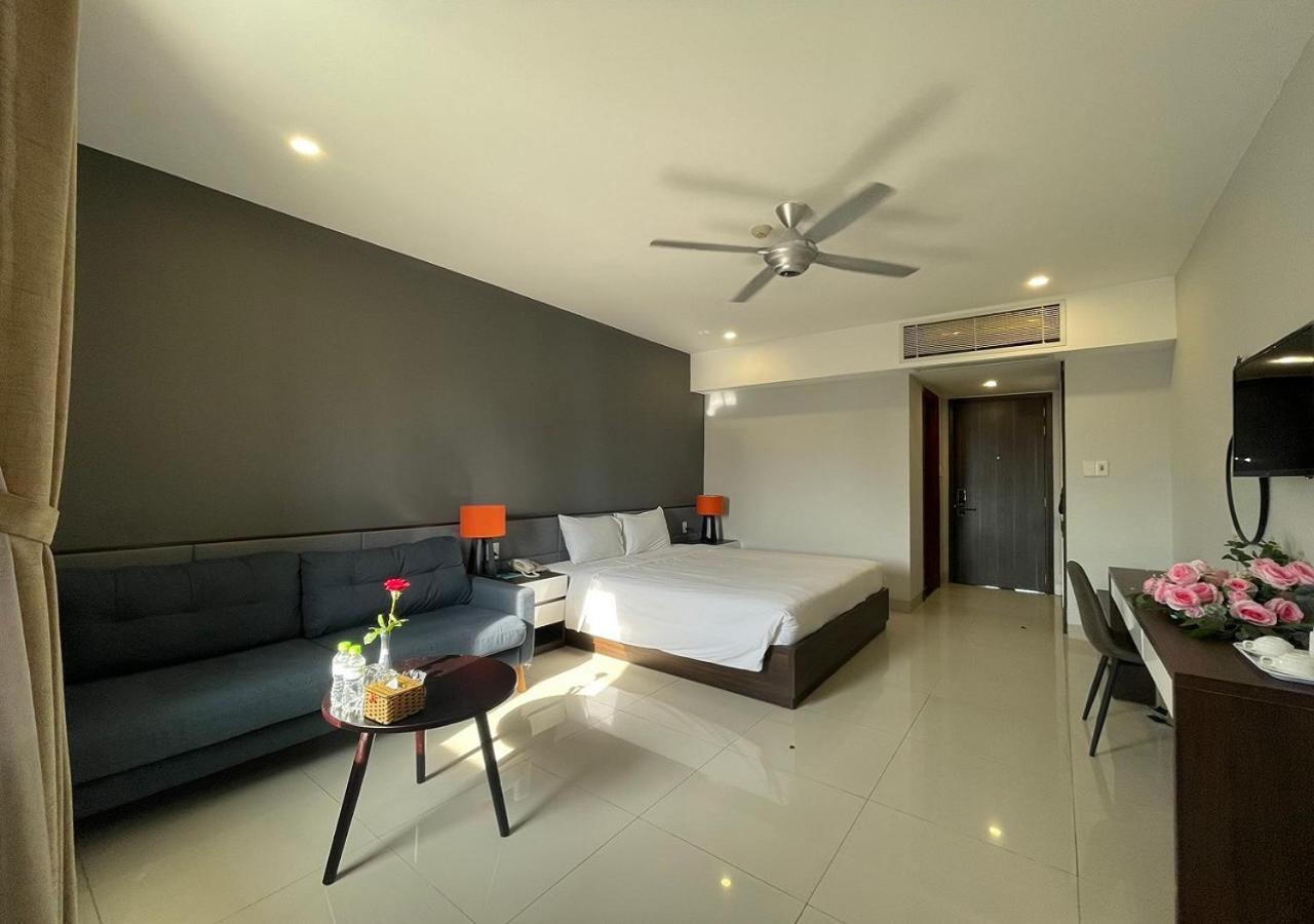 My Khe 2 Da Nang Seafront Hotel Esterno foto