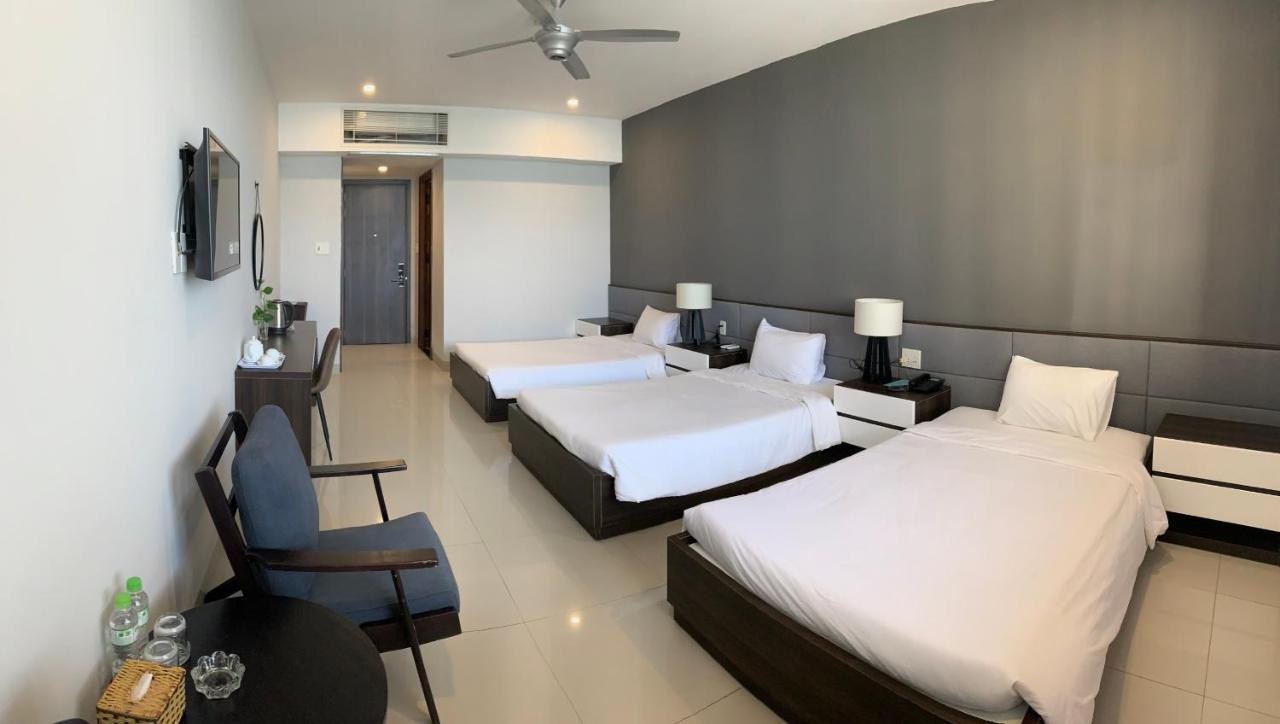 My Khe 2 Da Nang Seafront Hotel Esterno foto