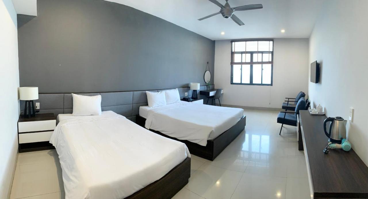 My Khe 2 Da Nang Seafront Hotel Esterno foto