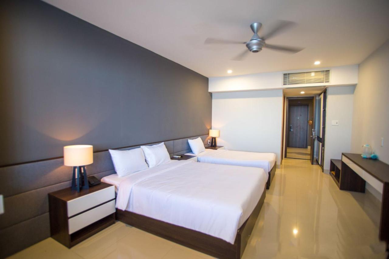 My Khe 2 Da Nang Seafront Hotel Esterno foto